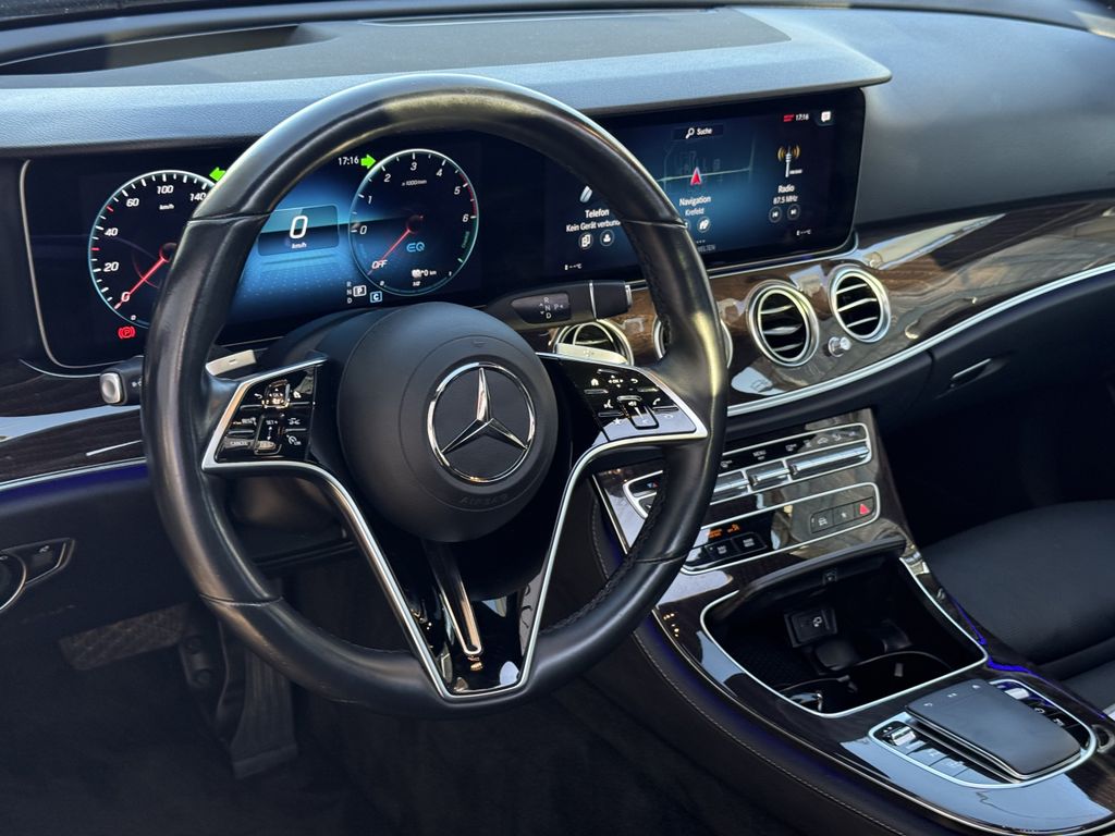 Mercedes-Benz E 300 2022