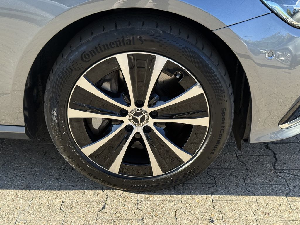 Mercedes-Benz E 300 2022