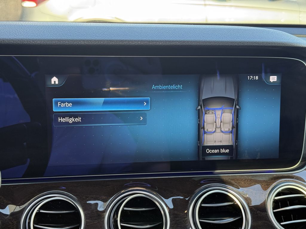 Mercedes-Benz E 300 2022