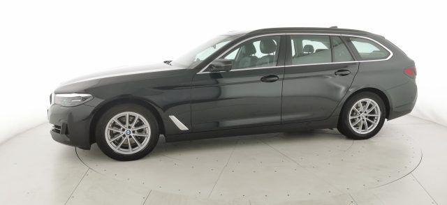 BMW 520 2022
