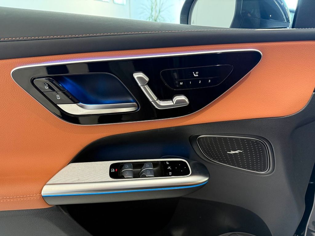 Mercedes-Benz Other 2025