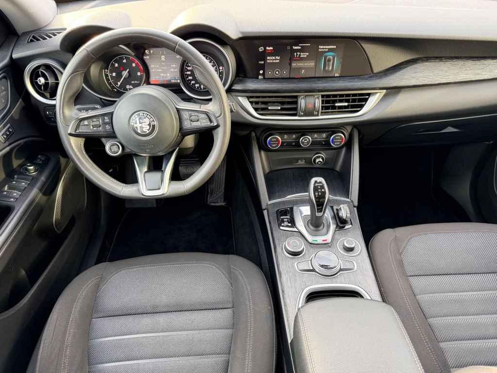 Alfa Romeo Stelvio 2020