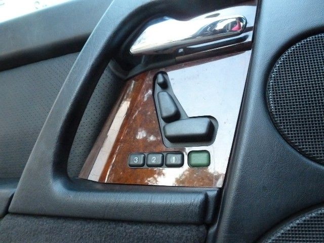 Mercedes-Benz SL 500 1990