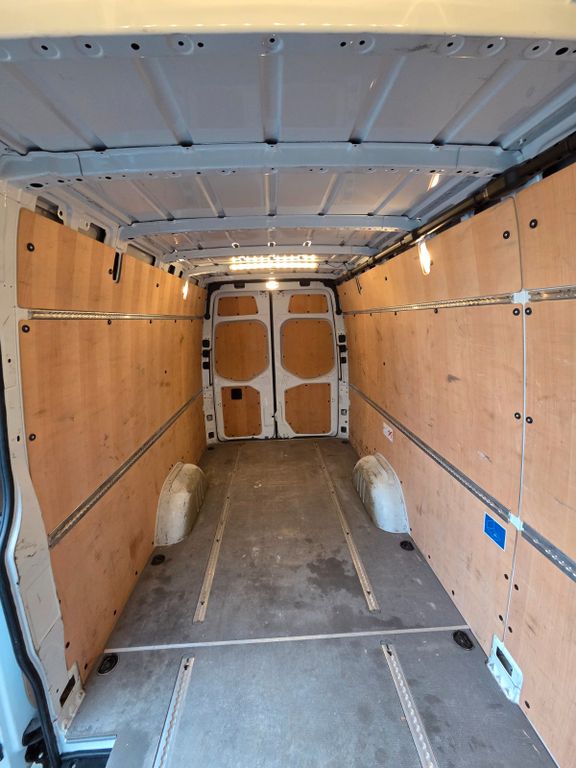 Mercedes-Benz Sprinter 2023