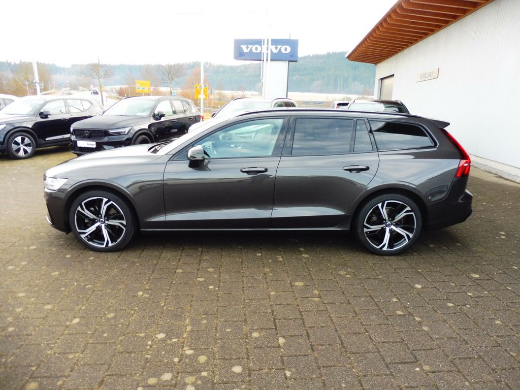 Volvo V60 2023