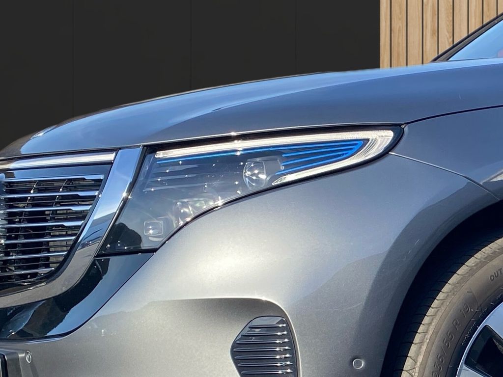 Mercedes-Benz EQC 2021