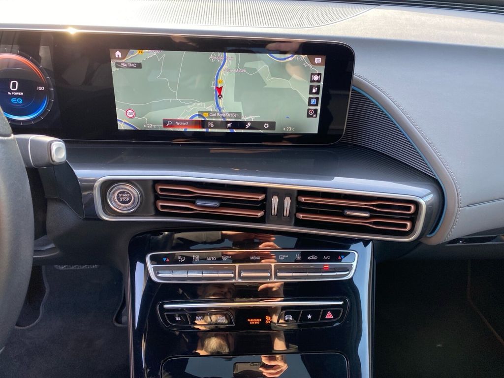 Mercedes-Benz EQC 2021