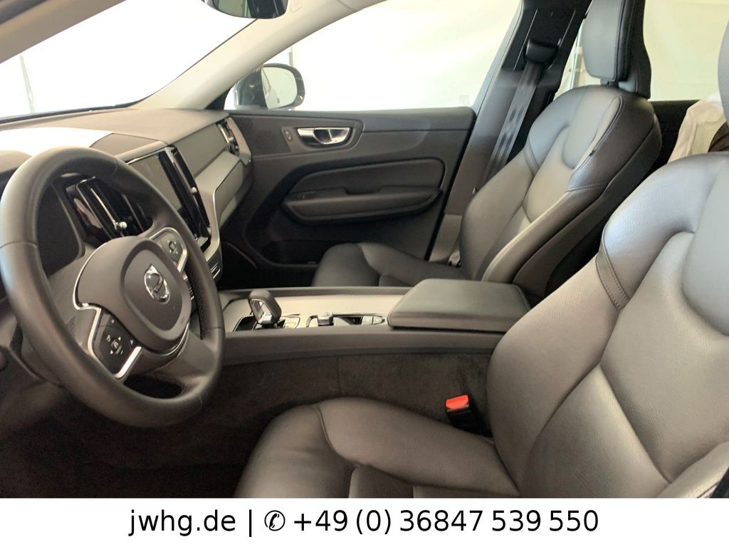 Volvo XC60 2022