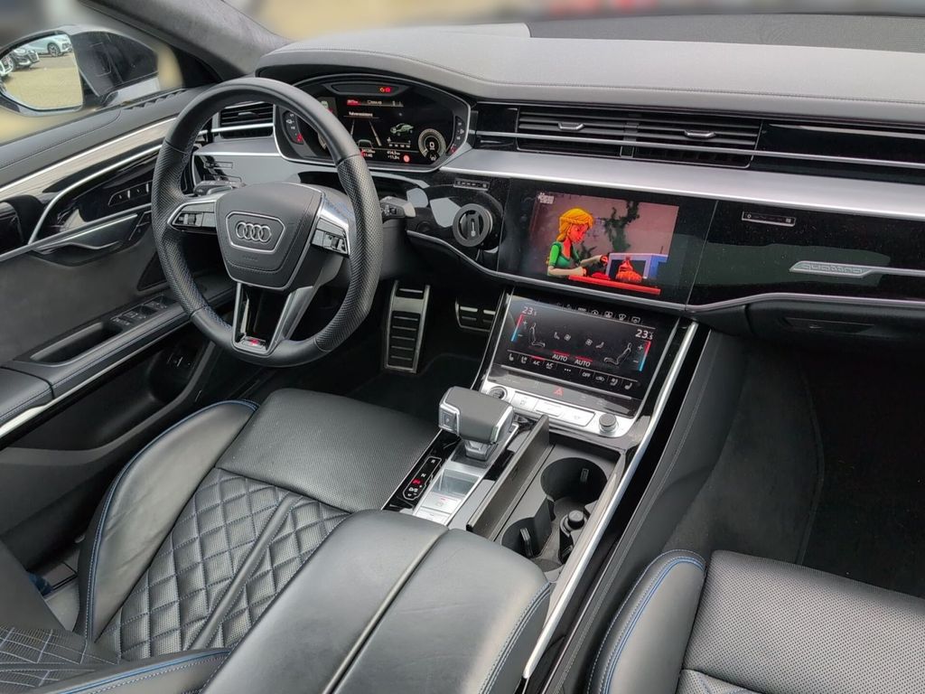 Audi A8 2022