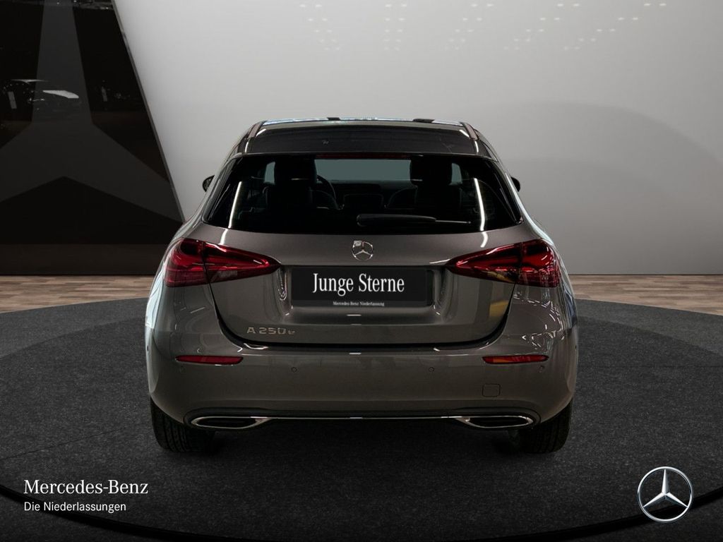 Mercedes-Benz A 250 2025
