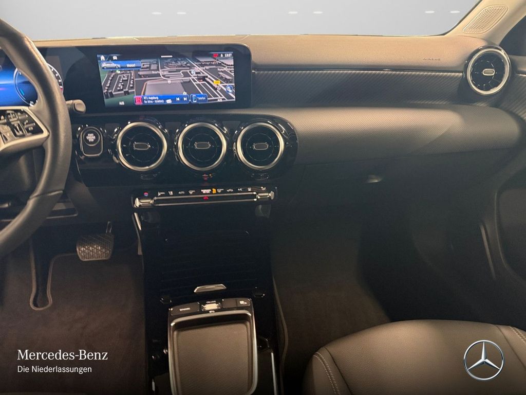 Mercedes-Benz A 250 2025