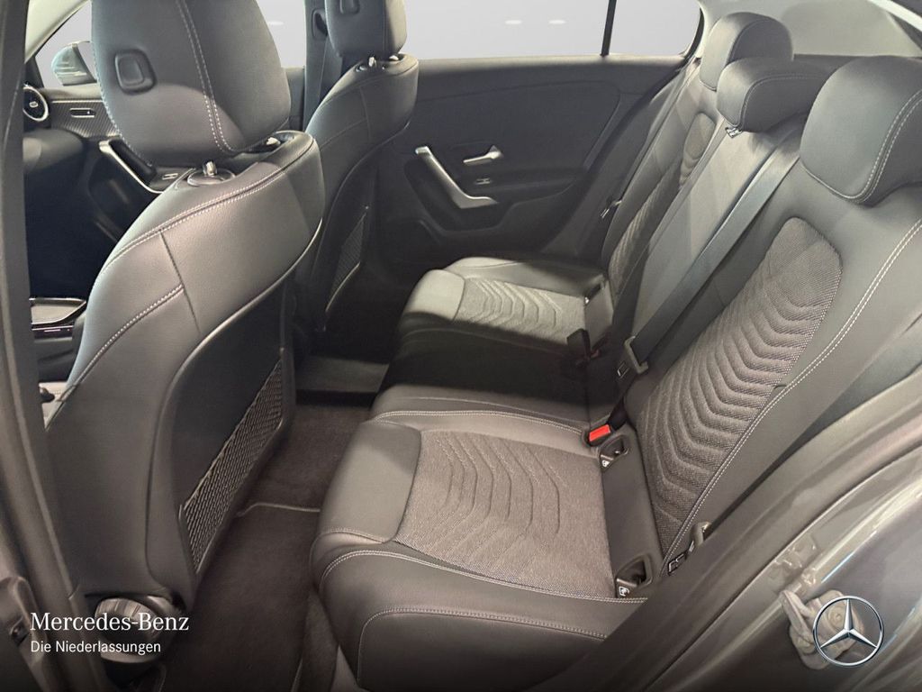 Mercedes-Benz A 250 2025