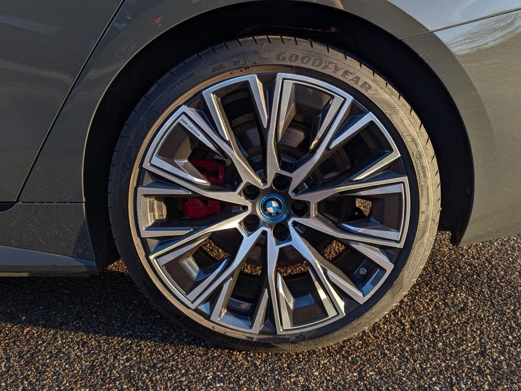 BMW i4 2022