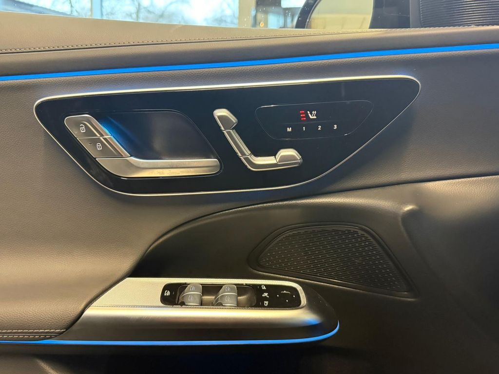 Mercedes-Benz E 300 2024