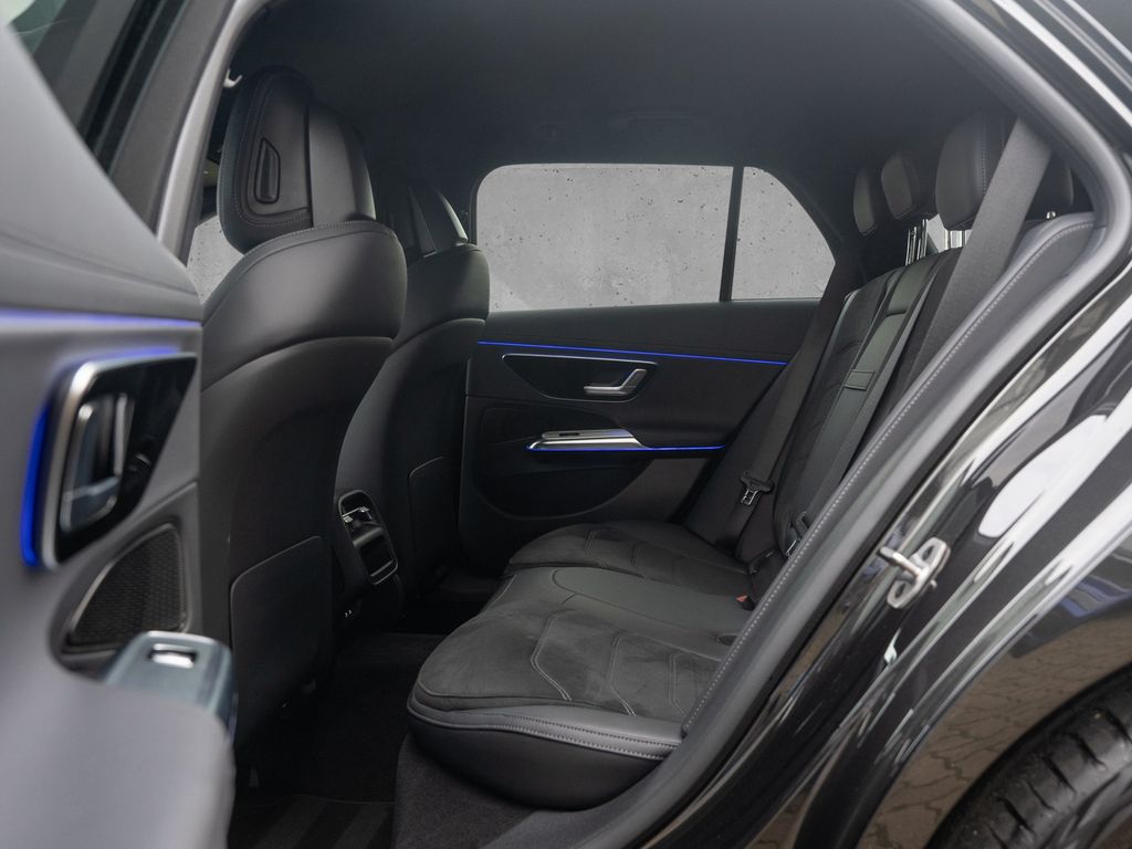 Mercedes-Benz E 220 2025