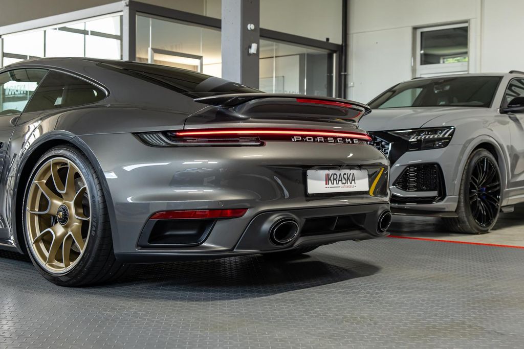 Porsche 992 2022