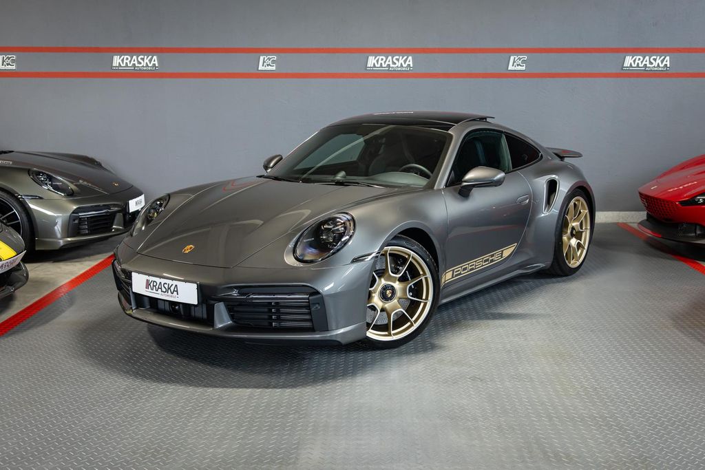Porsche 992 2022