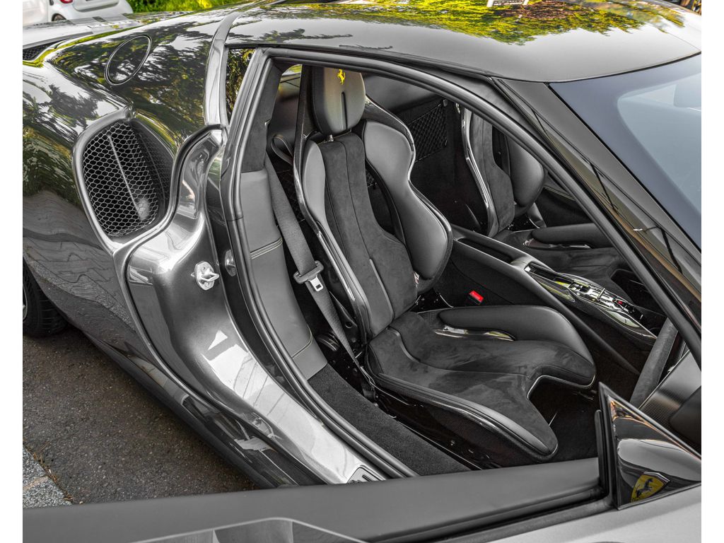 Ferrari 296 GTB 2023