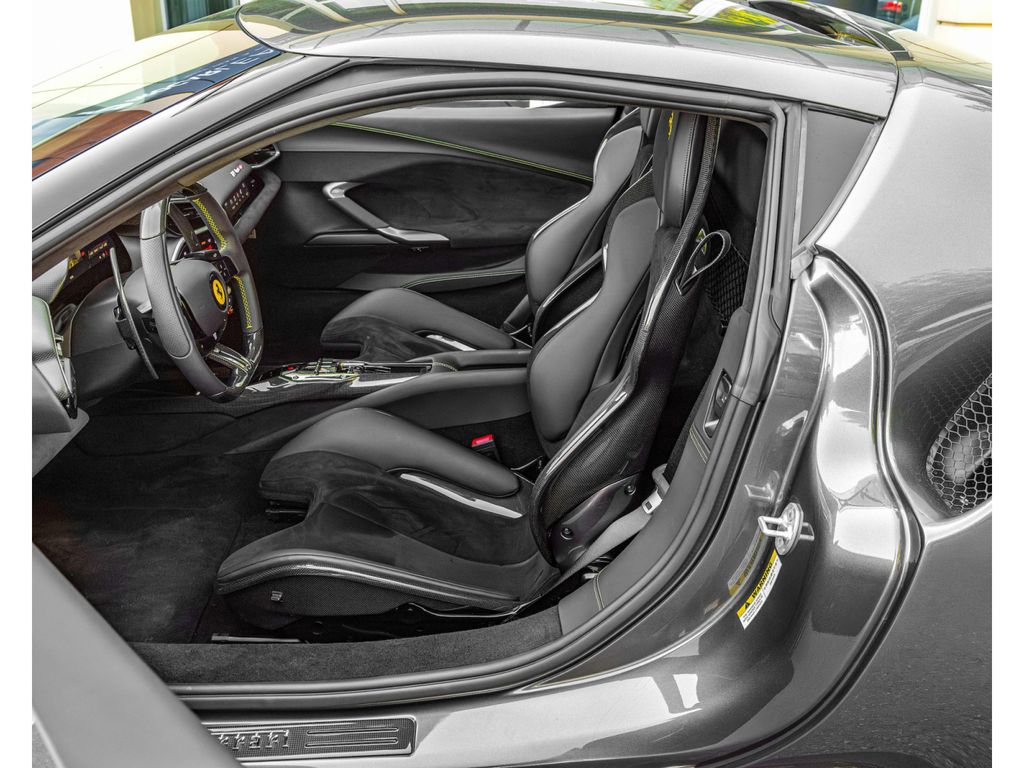 Ferrari 296 GTB 2023