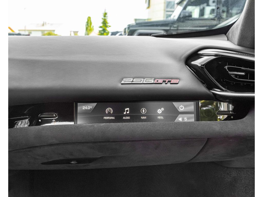 Ferrari 296 GTB 2023