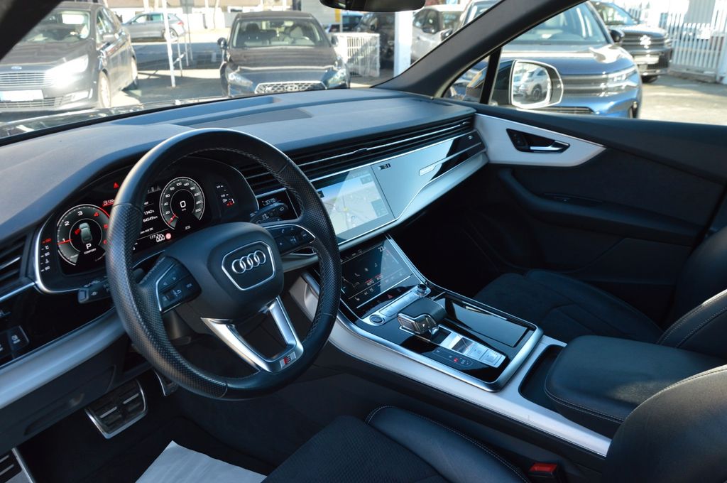 Audi Q7 2021