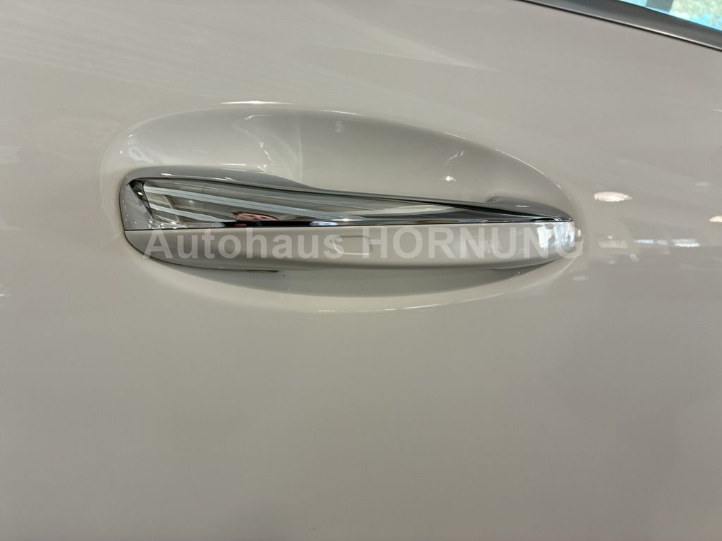 Mercedes-Benz EQB 2022