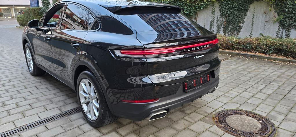Porsche Cayenne 2025