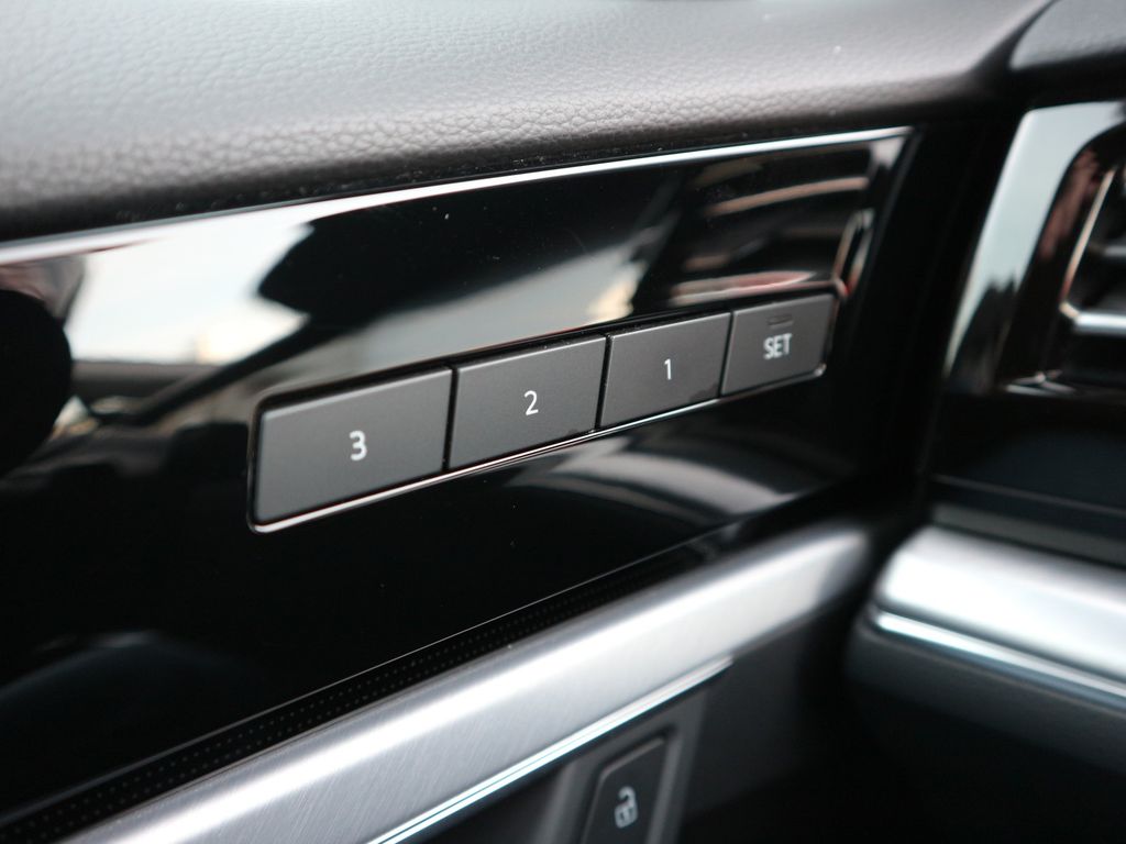 Volkswagen Touareg 2021