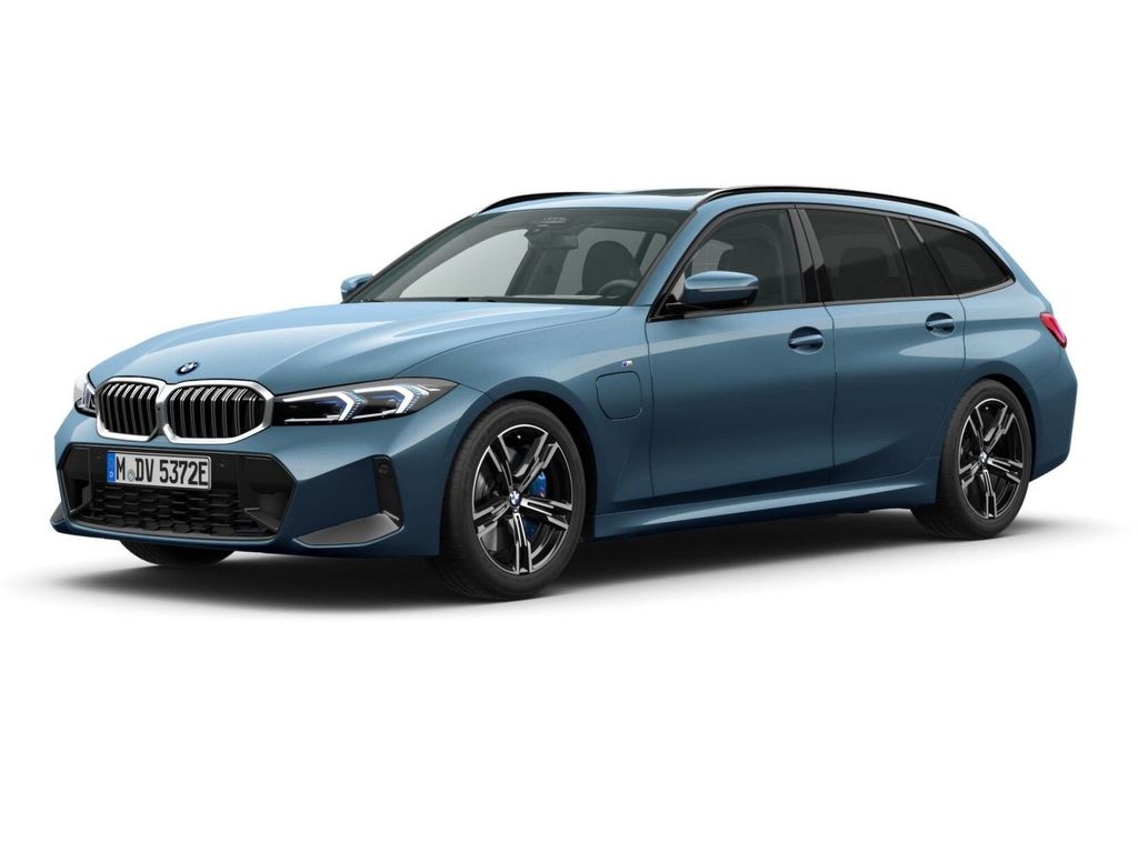 BMW 330 2024