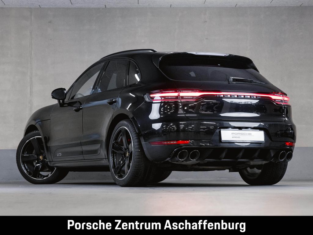 Porsche Macan 2021