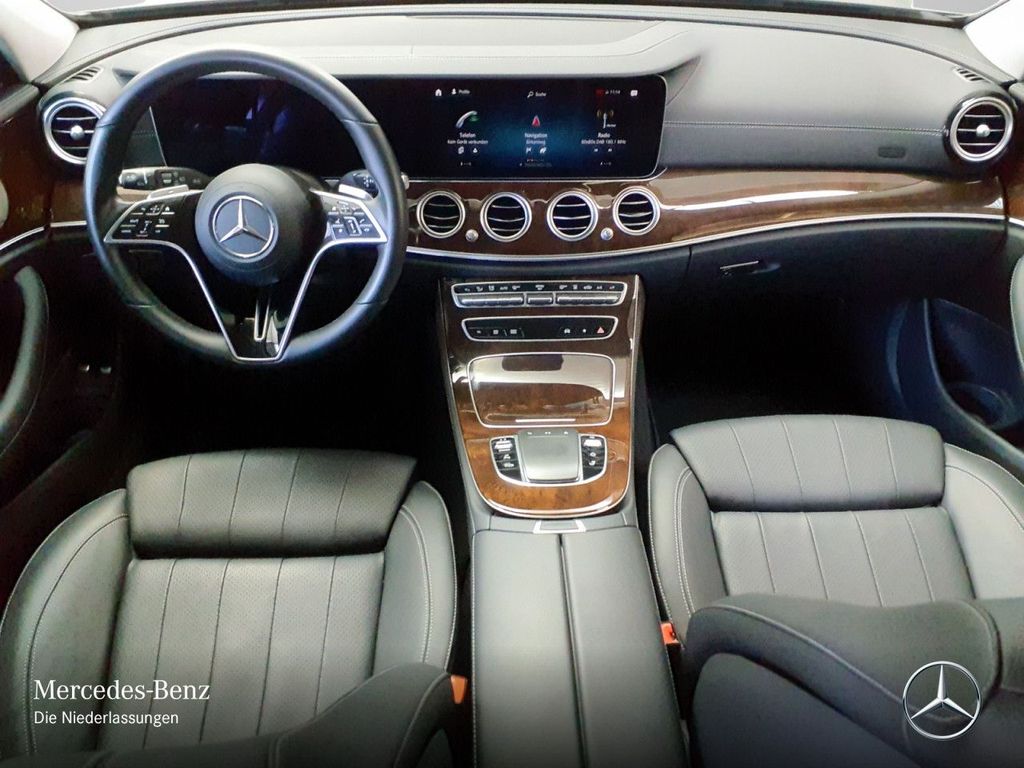 Mercedes-Benz E 300 2022