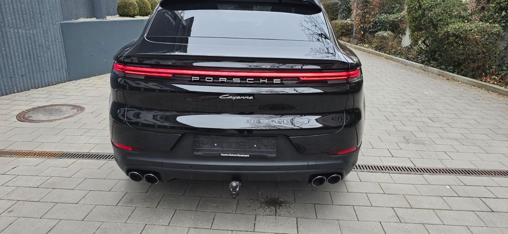 Porsche Cayenne 2025