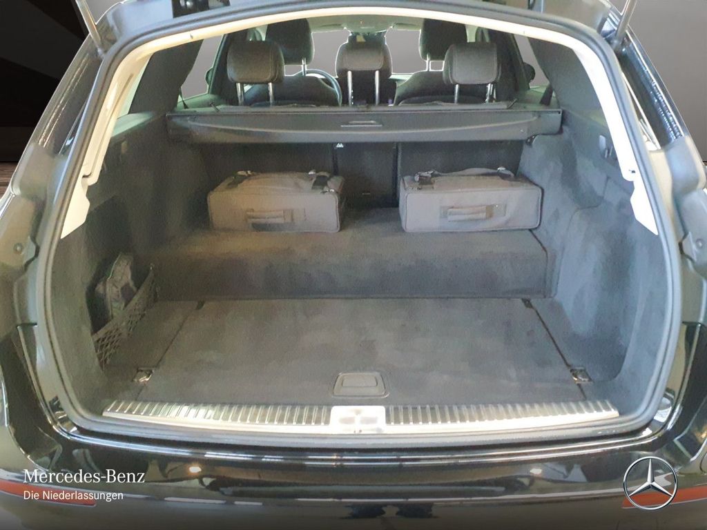 Mercedes-Benz E 300 2022