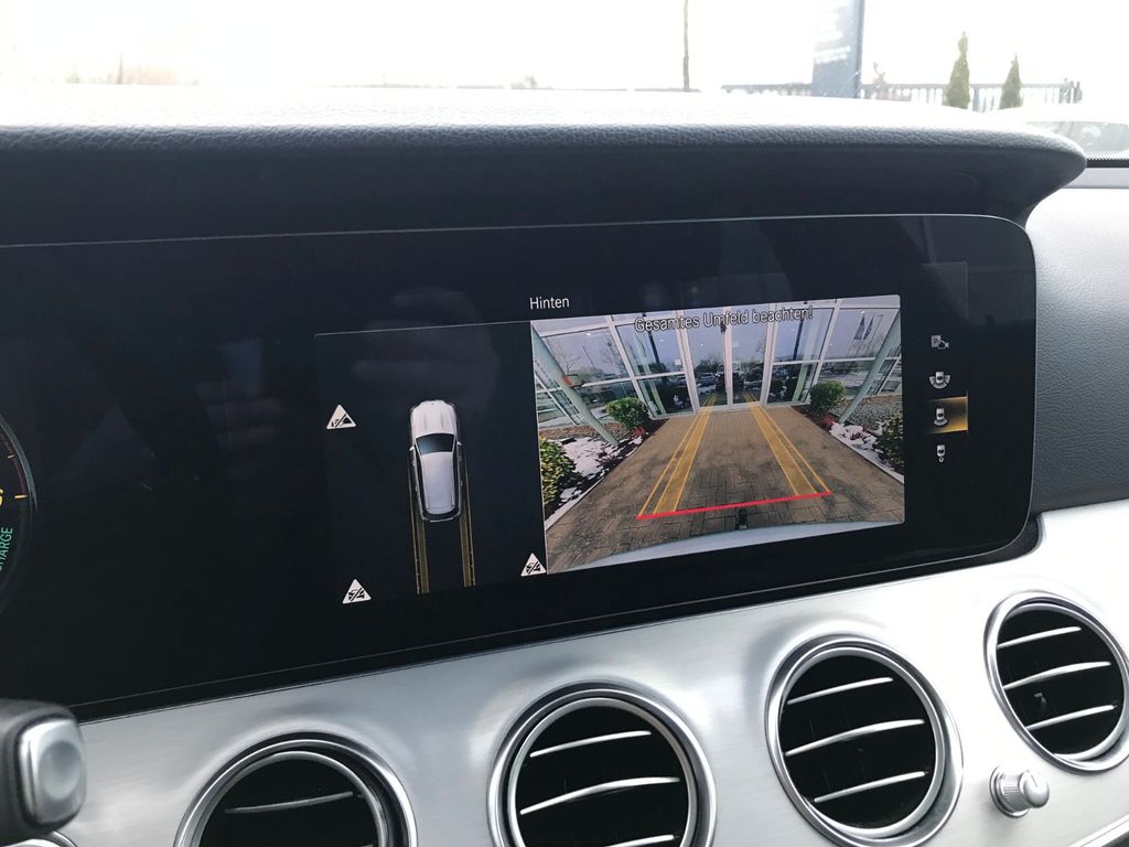 Mercedes-Benz E 300 2021