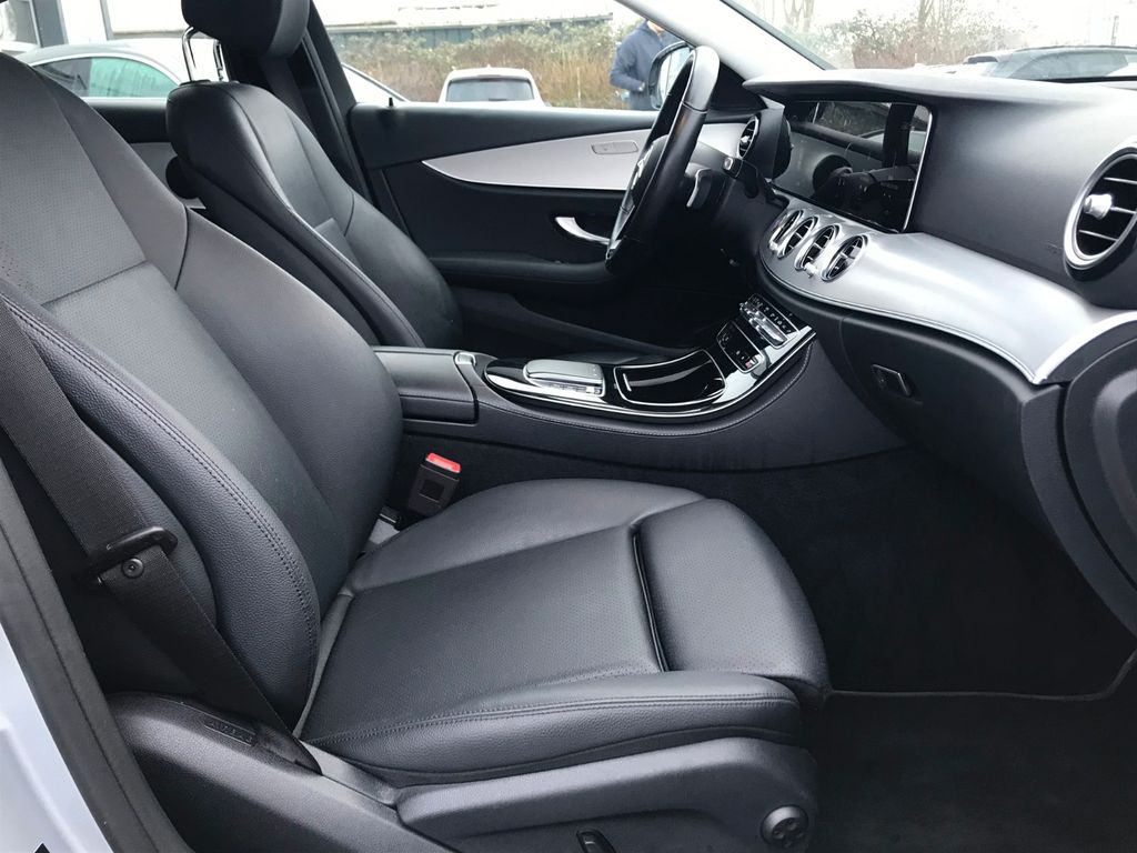 Mercedes-Benz E 300 2021