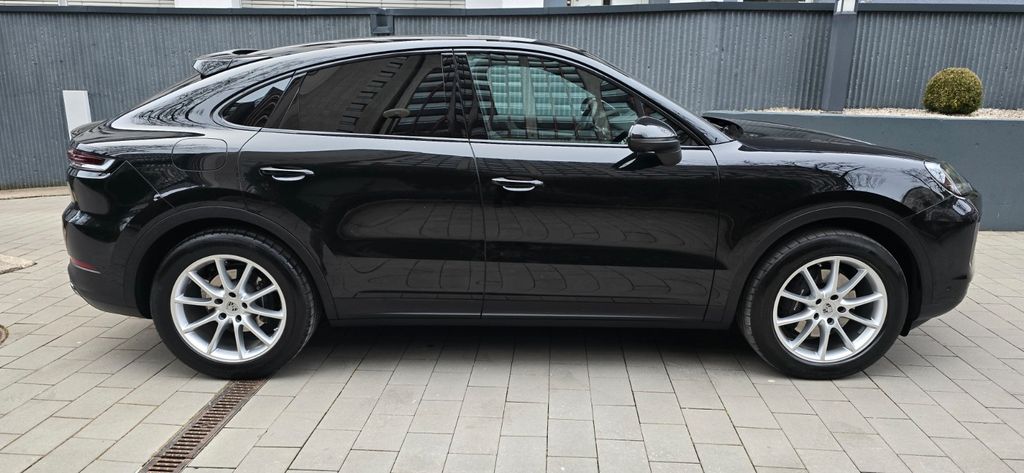 Porsche Cayenne 2025