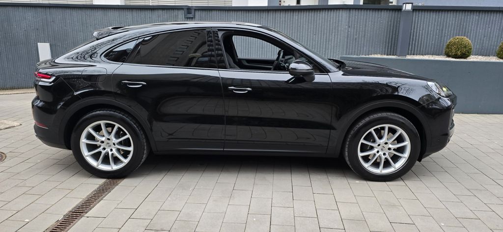 Porsche Cayenne 2025