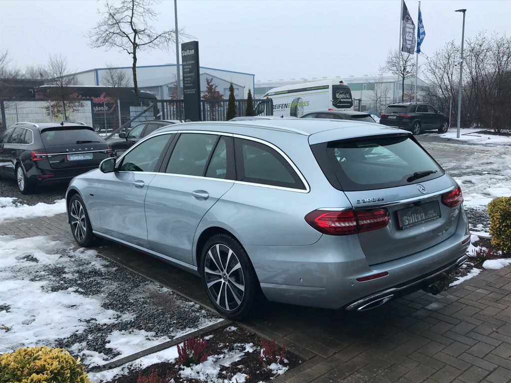 Mercedes-Benz E 300 2021