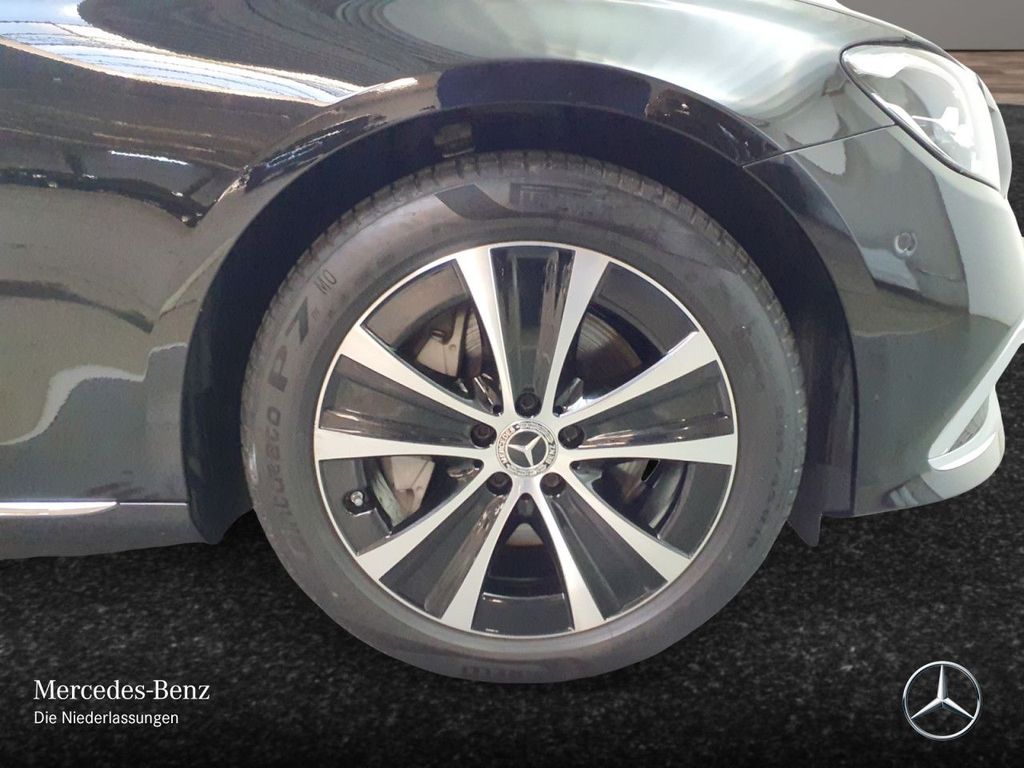 Mercedes-Benz E 300 2022