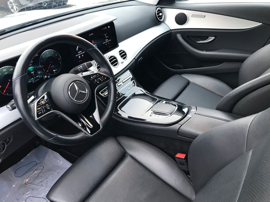 Mercedes-Benz E 300 2021
