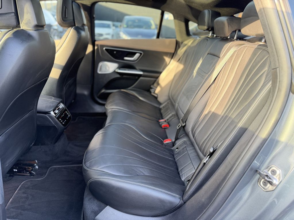 Mercedes-Benz EQE 2022