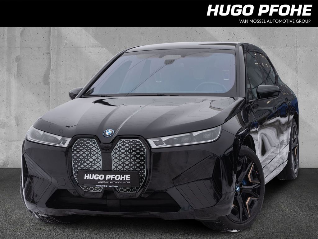 BMW iX 2023