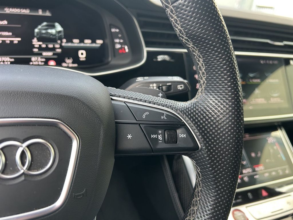 Audi SQ8 2022