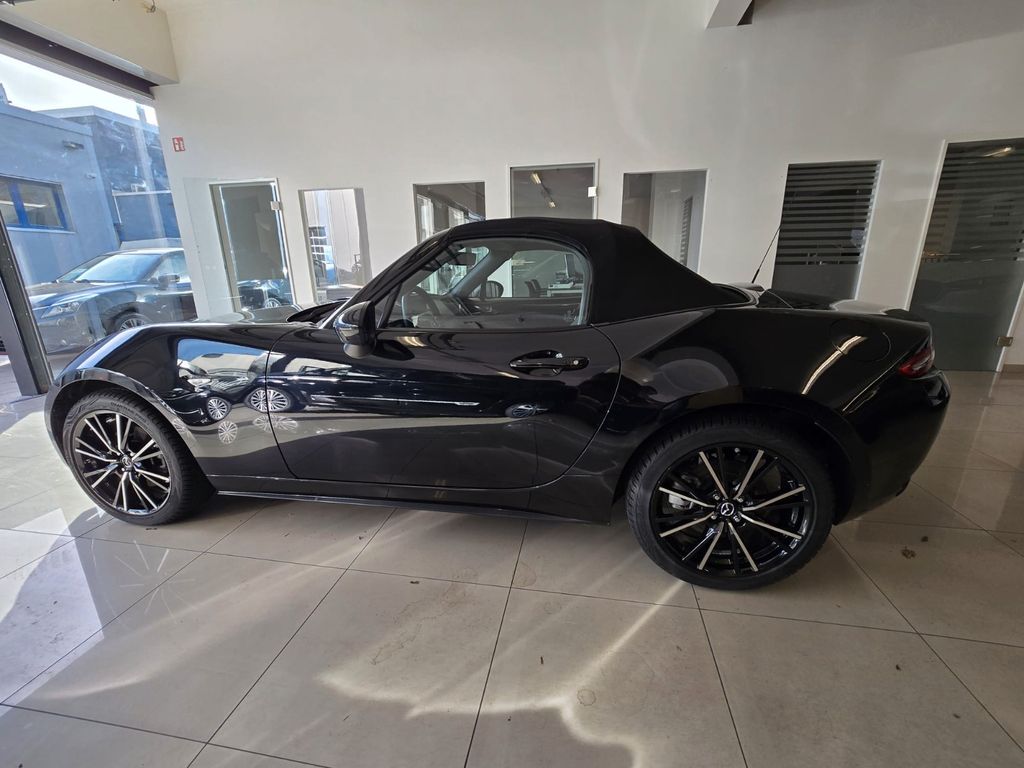 Mazda MX-5 2024