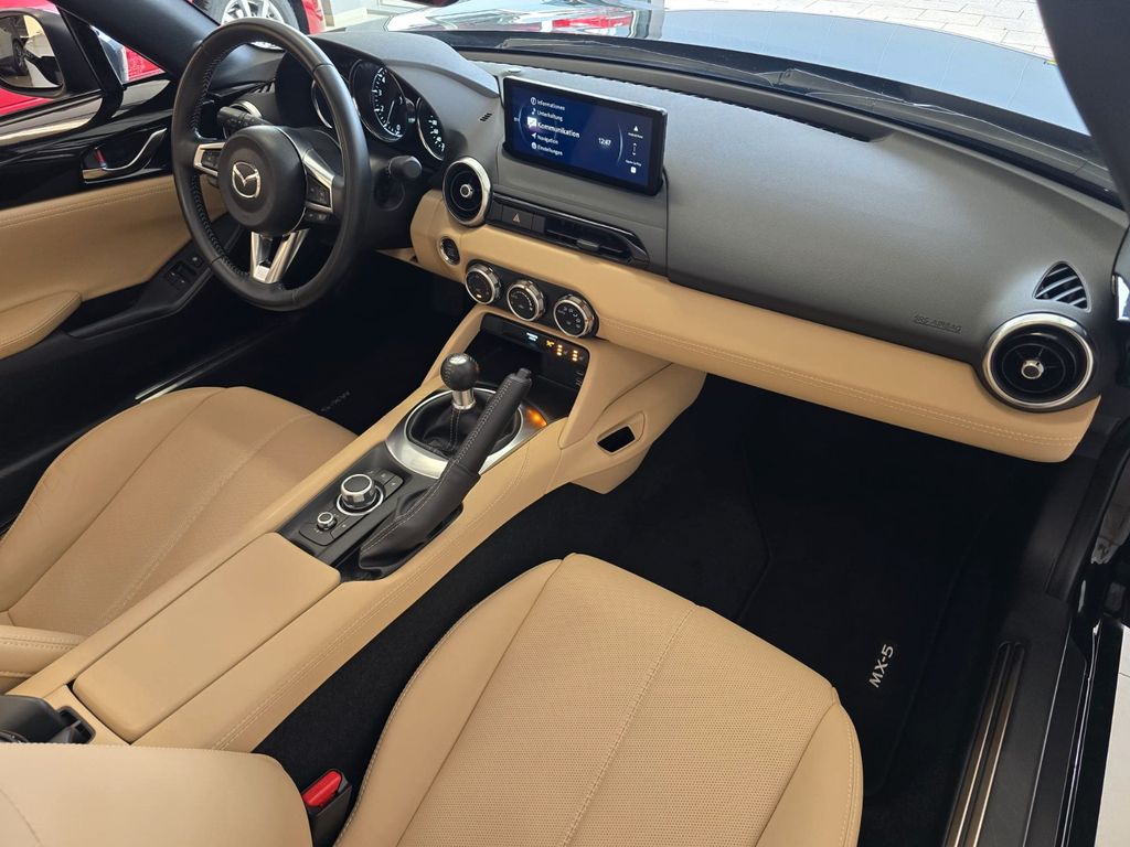 Mazda MX-5 2024