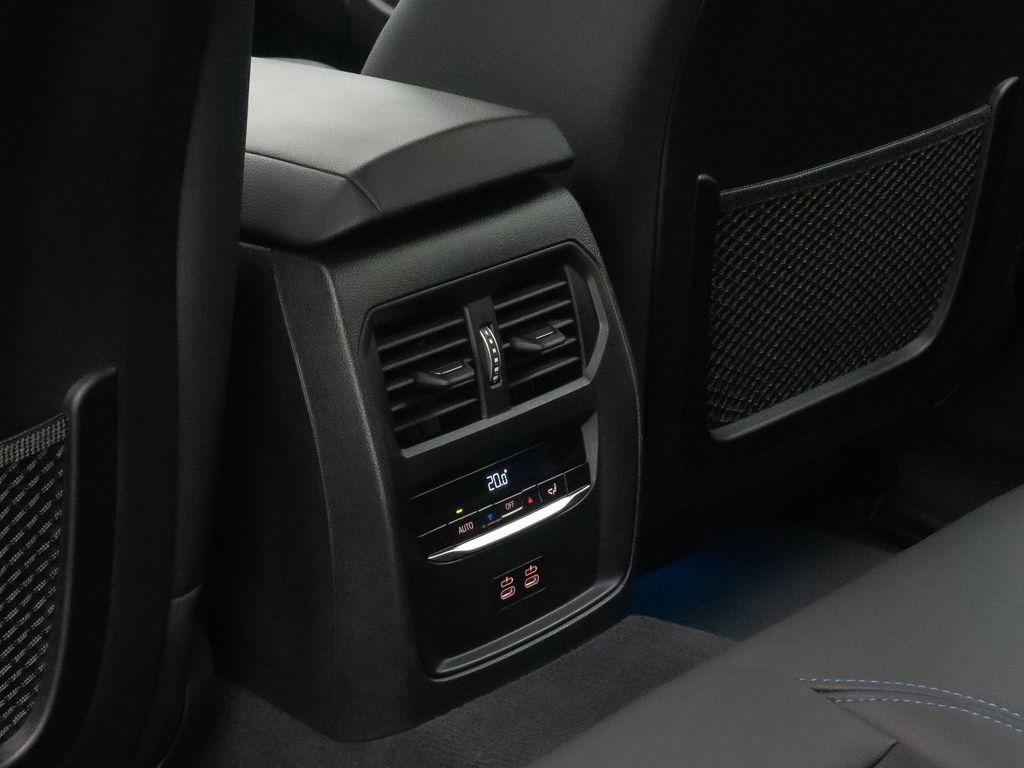 BMW i4 2023