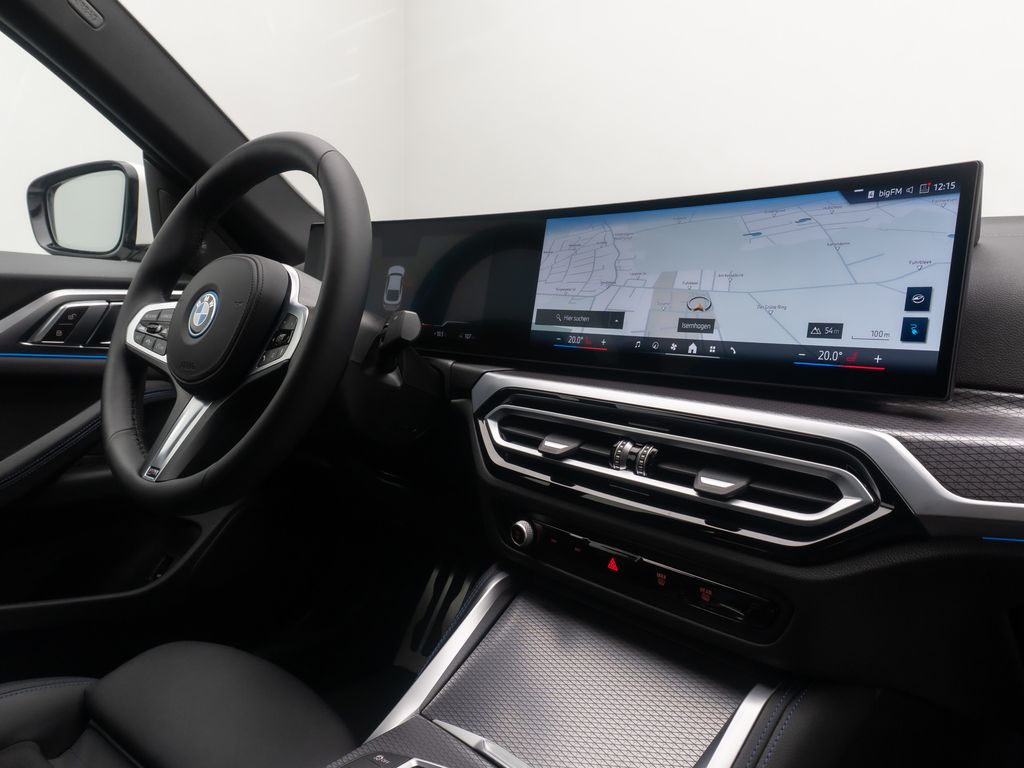BMW i4 2023