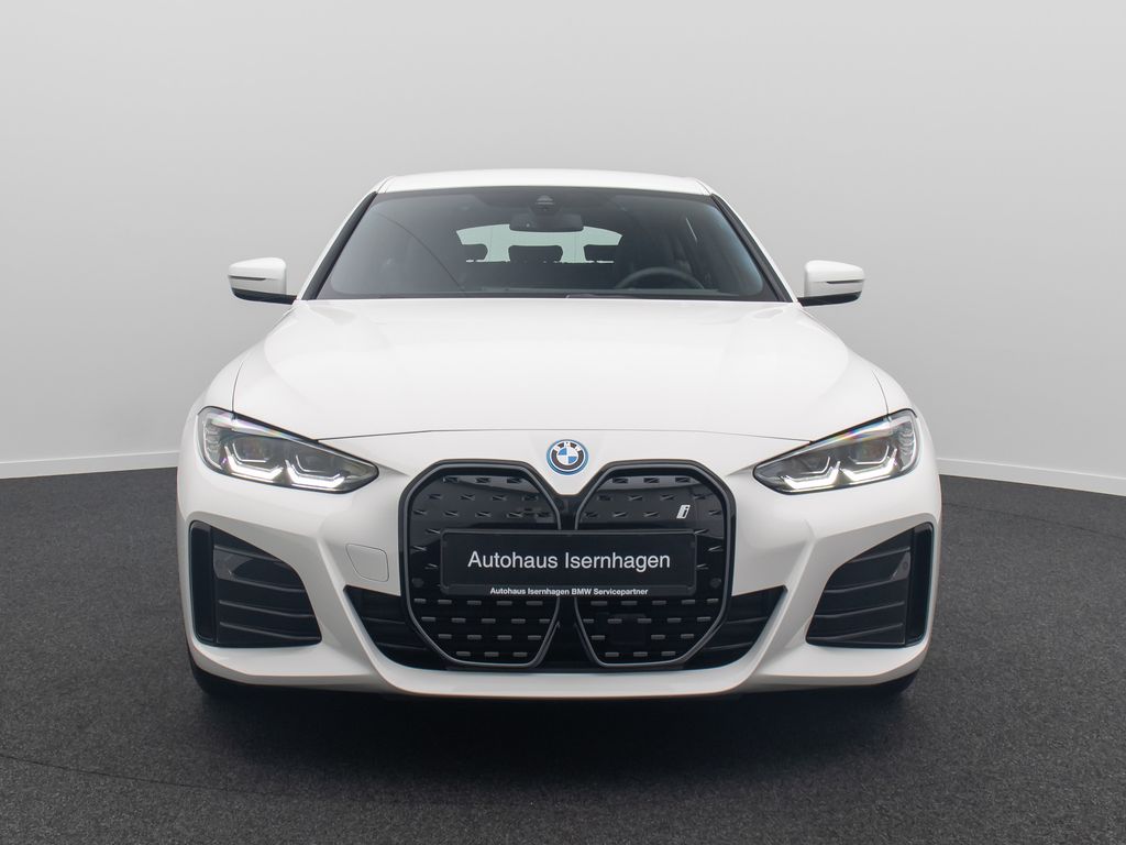 BMW i4 2023