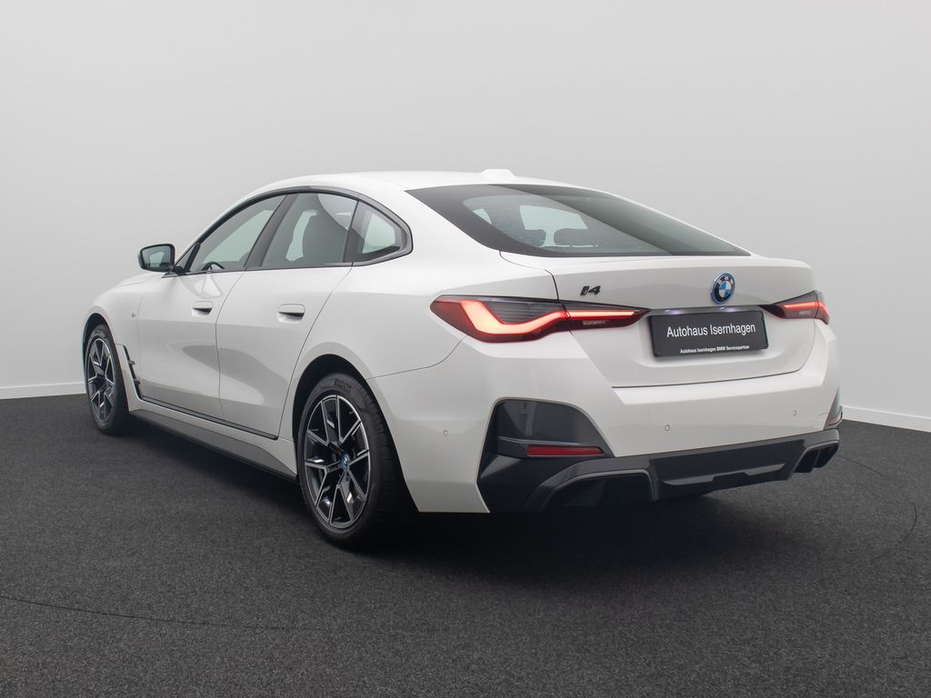 BMW i4 2023