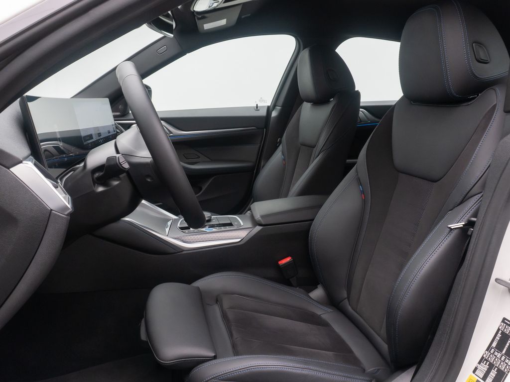 BMW i4 2023